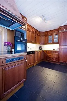 Enter Apartment