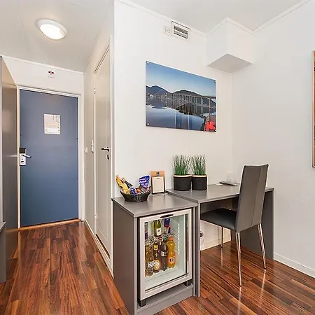 Apartment Enter *